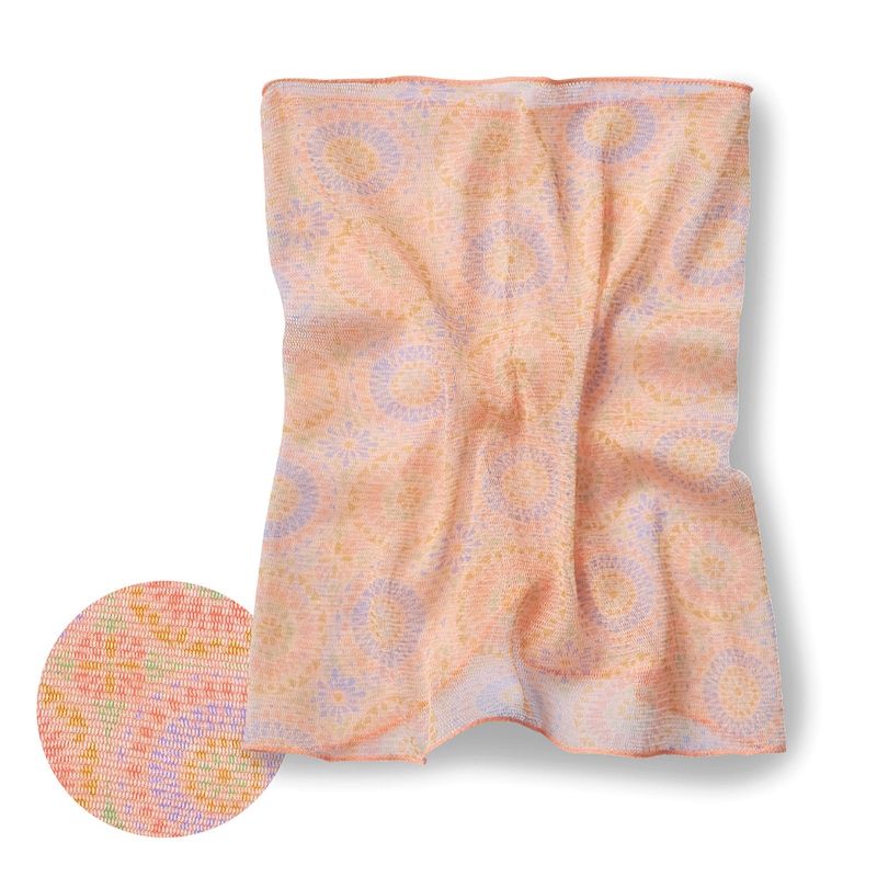 コーラルピンク