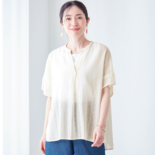 綿素材のスキッパードビーブラウス