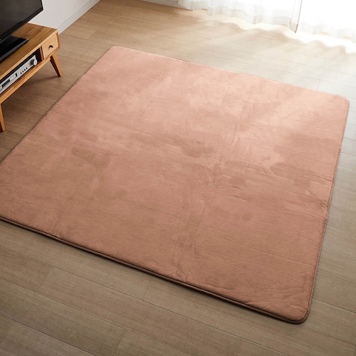 こたつ敷布団としても使えるウレタン入りラグ