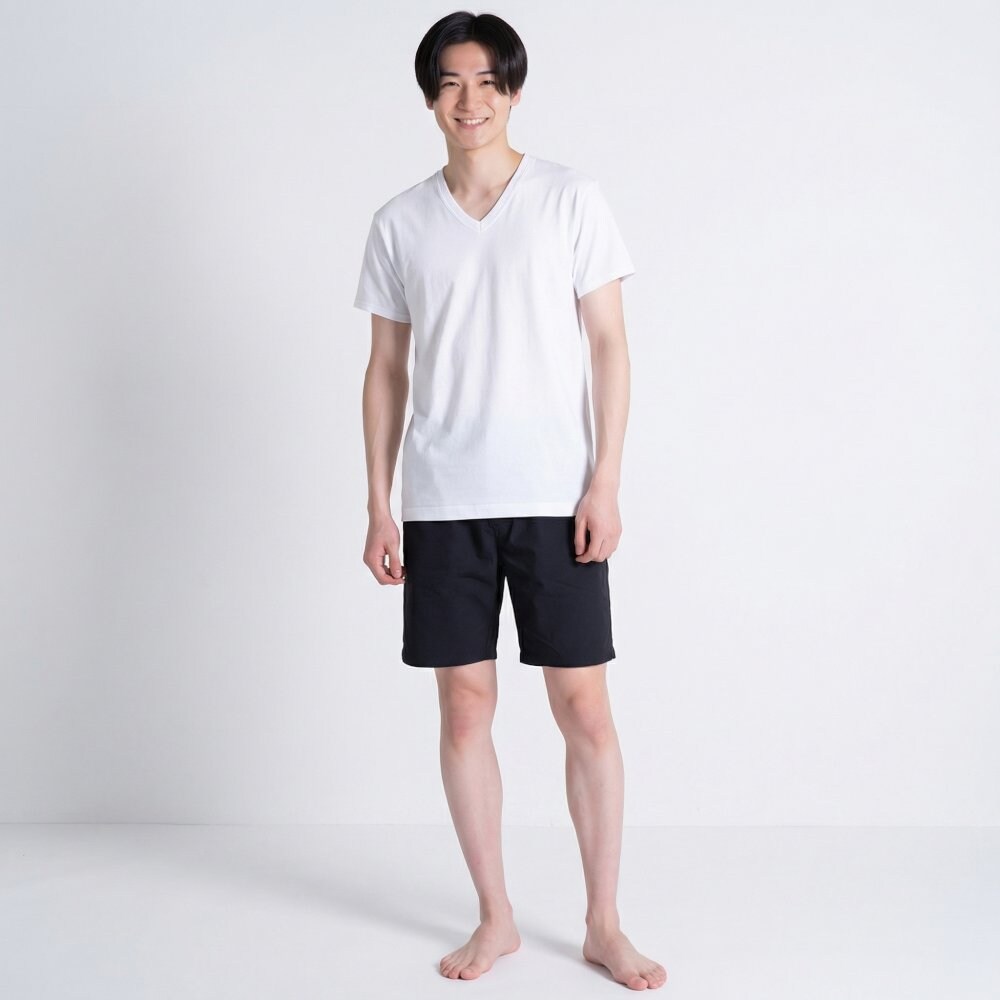 モデル身長178cm Lサイズ着用