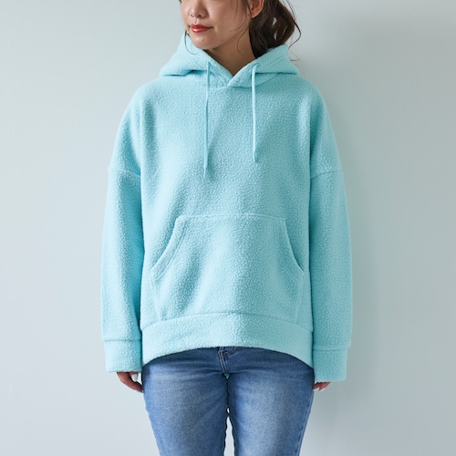 ライトボアフリース素材のフードプルパーカ