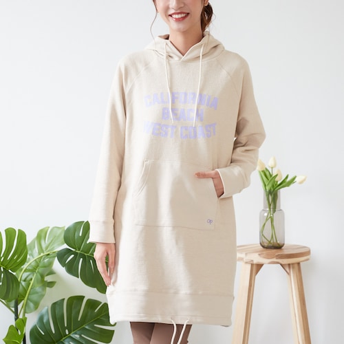 裏毛素材のパーカワンピース