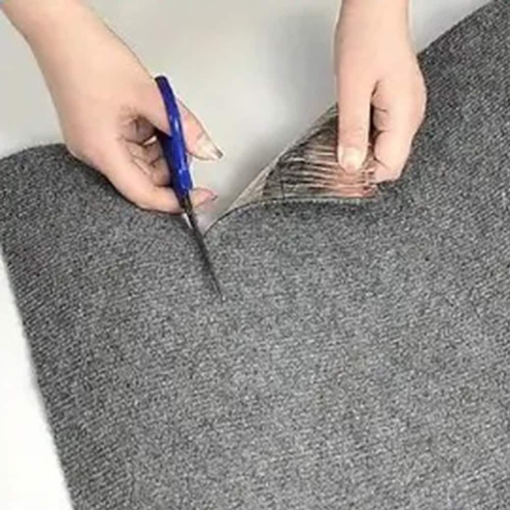 ハサミで自由にカットいただけます