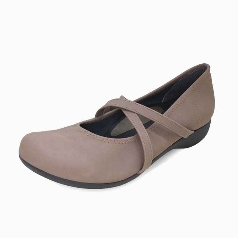 クロスストラップシューズ