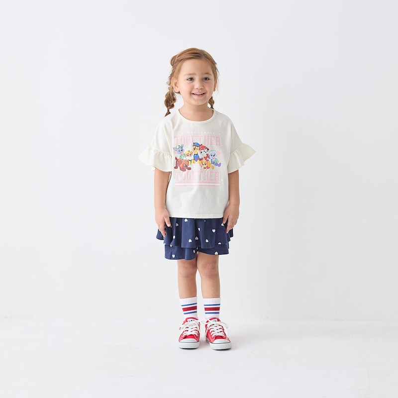 集合（エクリュ）／モデル身長105cm・110サイズ着用