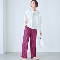 モデル身長168cm／M ※写真は撮影用のため股下+6cmになります。