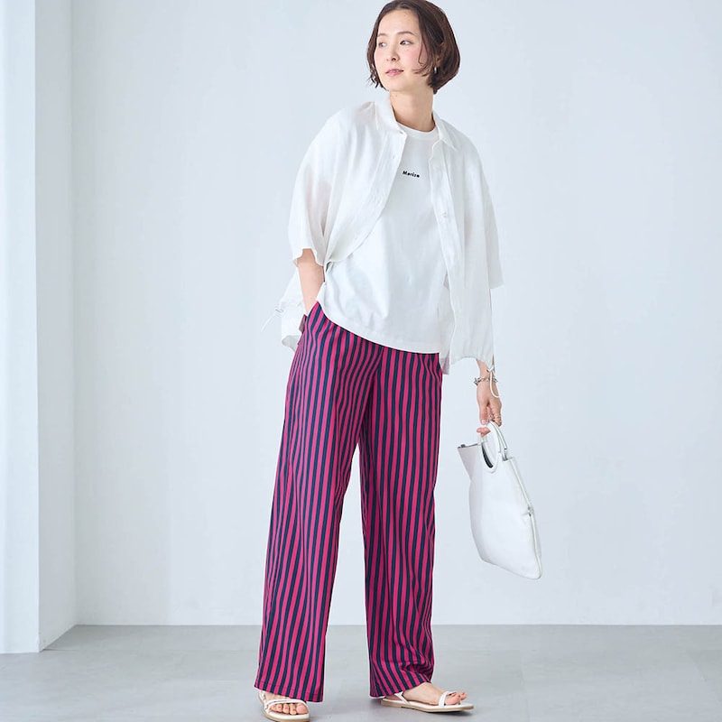 モデル身長168cm／M ※写真は撮影用のため股下+6cmになります。