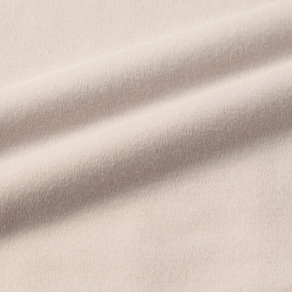 通勤で使いやすいきれいな見た目のカットソー素材