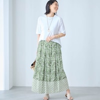 モデル身長168cm／M ※写真は撮影用のため総丈+6cmになります。