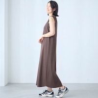 モデル身長168cm／M ※写真は撮影用のため身丈+6cmになります。