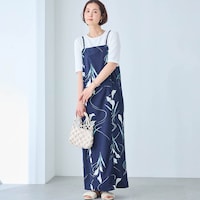 モデル身長168cm／S～M ※写真は撮影用のため着丈+6cmになります。