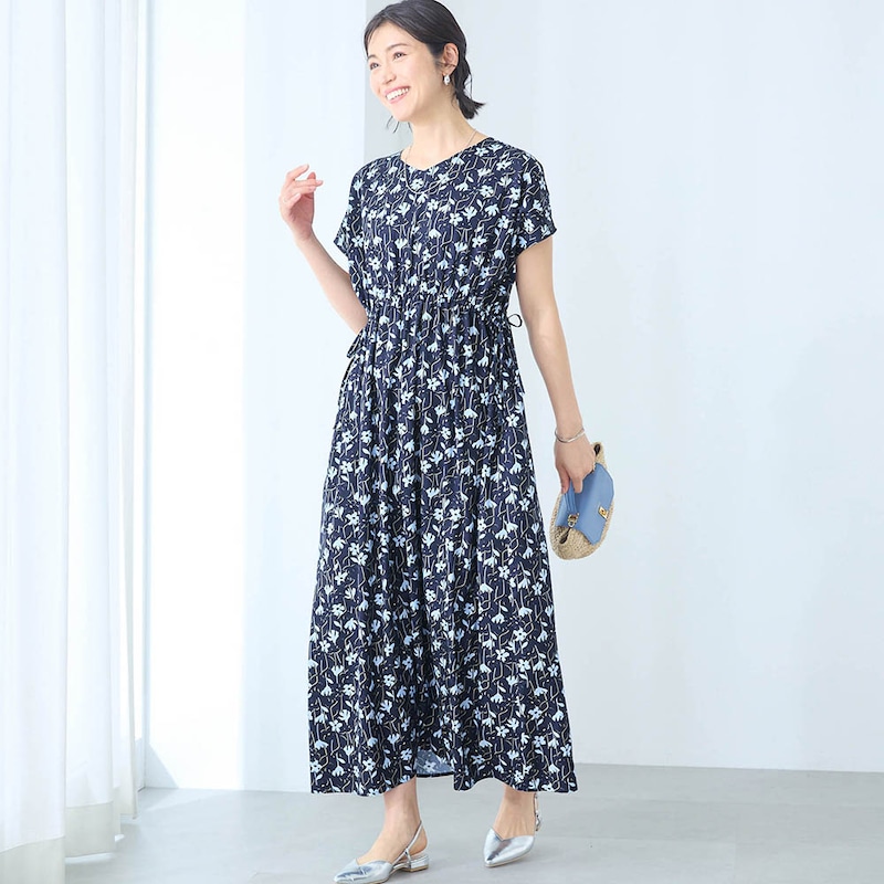 モデル身長168cm／M ※写真は撮影用のため着丈+6cmになります。