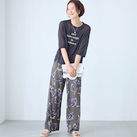 モデル身長168cm／M ※写真は撮影用のため股下+6cmになります。