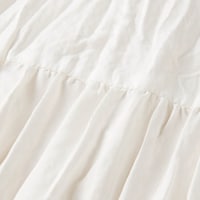 シワが気になりにくい、シワ加工済みの表情のある素材