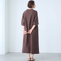 モデル身長168cm／M ※写真は撮影用のため着丈+6cmになります。