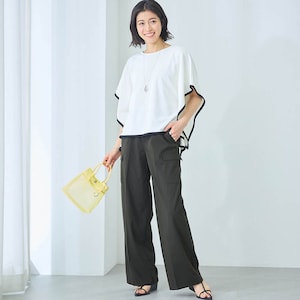 モデル身長168cm／M ※写真は撮影用のため股下+6cmになります。