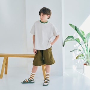 カーキ／モデル身長130㎝・130サイズ着用