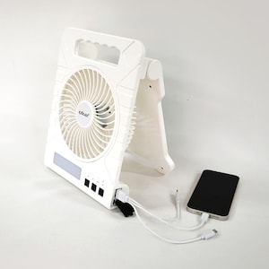 TypeC充電や携帯電話等、外部機器への給電も可能