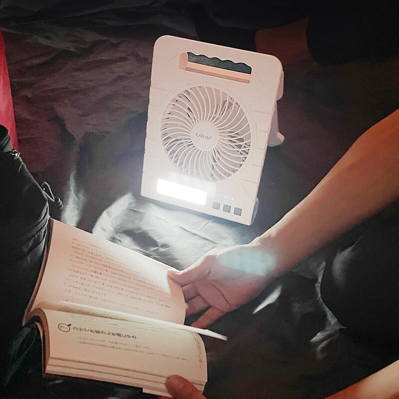 フロントライト連続作動時間（約）：10～105時間