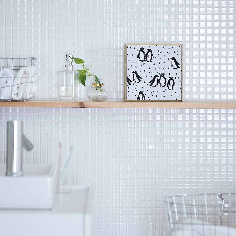 ぼーっと眺めていられる、愛嬌のあるペンギンの群のアート。