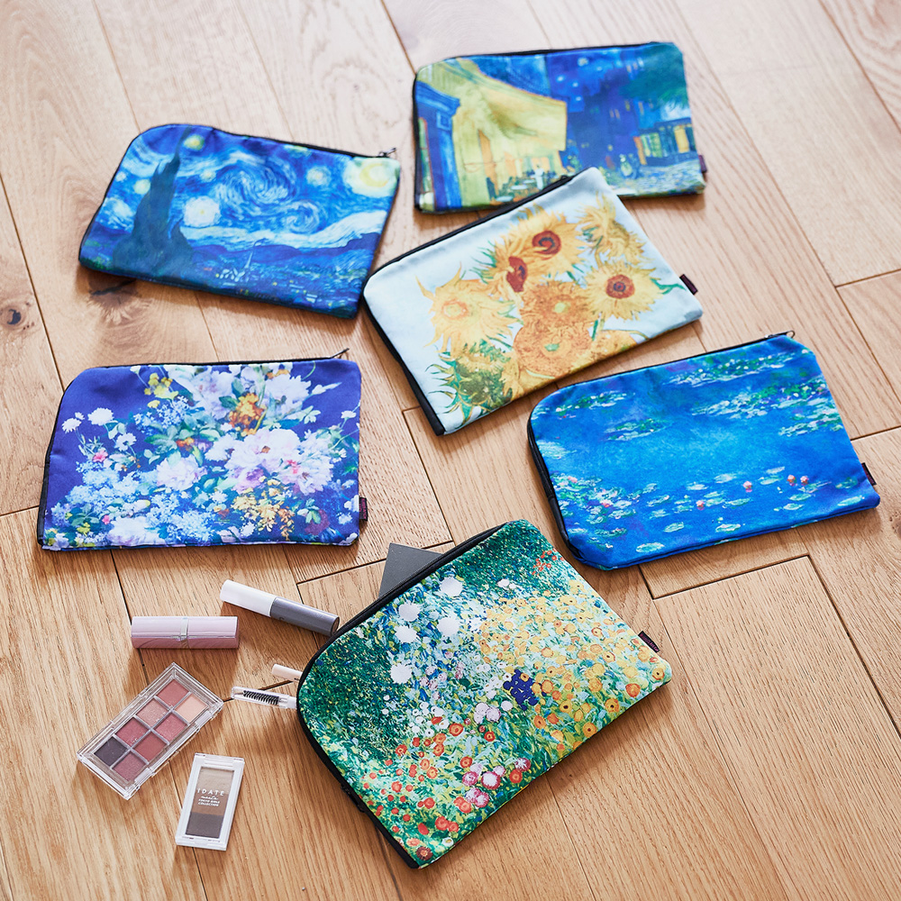 【ベルメゾン】バッグインバッグとして使える名画ファスナー式フラットポーチ