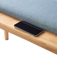 スマホなどがちょい置きできます。/ベンチ