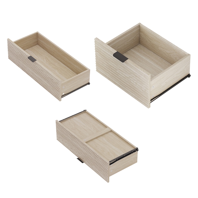 引出し裏には桟を設け、強度を出しました。