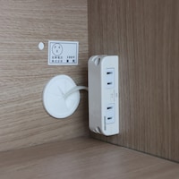 オープン引出しタイプには2口コンセント付き