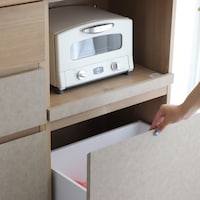 手掛け部が上部にあり使いやすい最下段の引出し