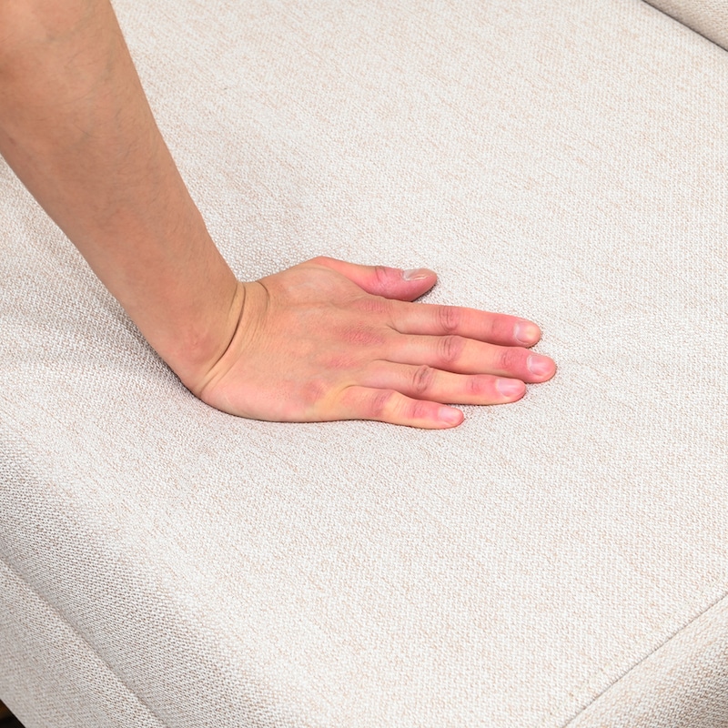 座りやすい硬さの座面