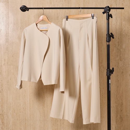 セットアップ ラウンドジャケット＋ワイドパンツ