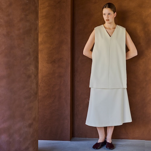 【予約商品】 セットアップ プルオーバーベスト＋スカート