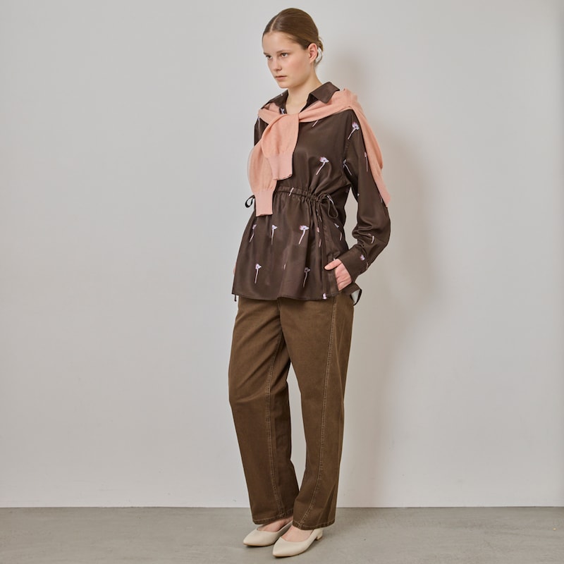 モデル身長174cm／Mサイズ