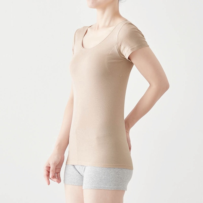 モデル身長165cm／M