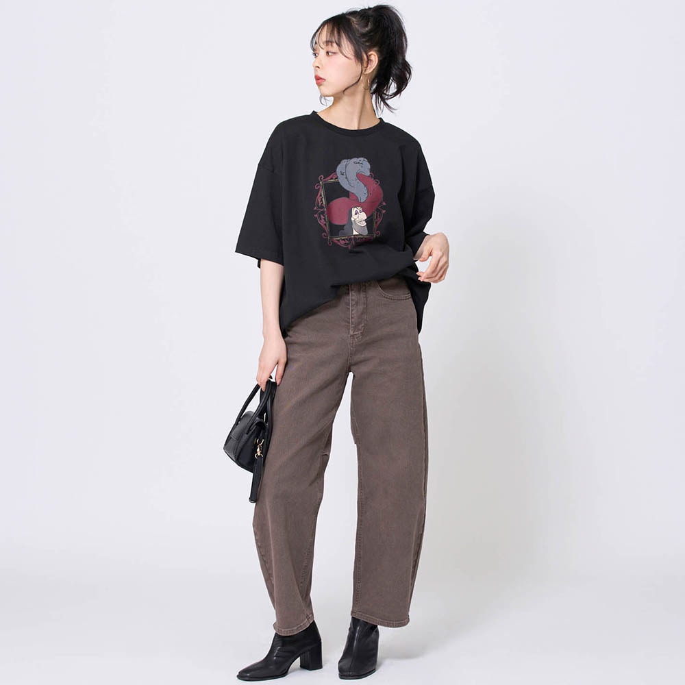 モデル身長165cm／Ｓ～Ｍ着用　フック船長着用