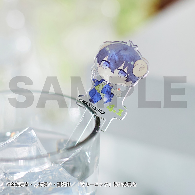 グラスのふちに引っかけられる