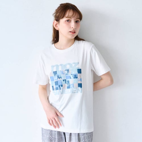 モザイクプリントTシャツ