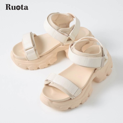 厚底スポーティサンダル