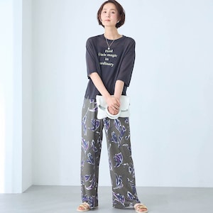 ベージュ着用