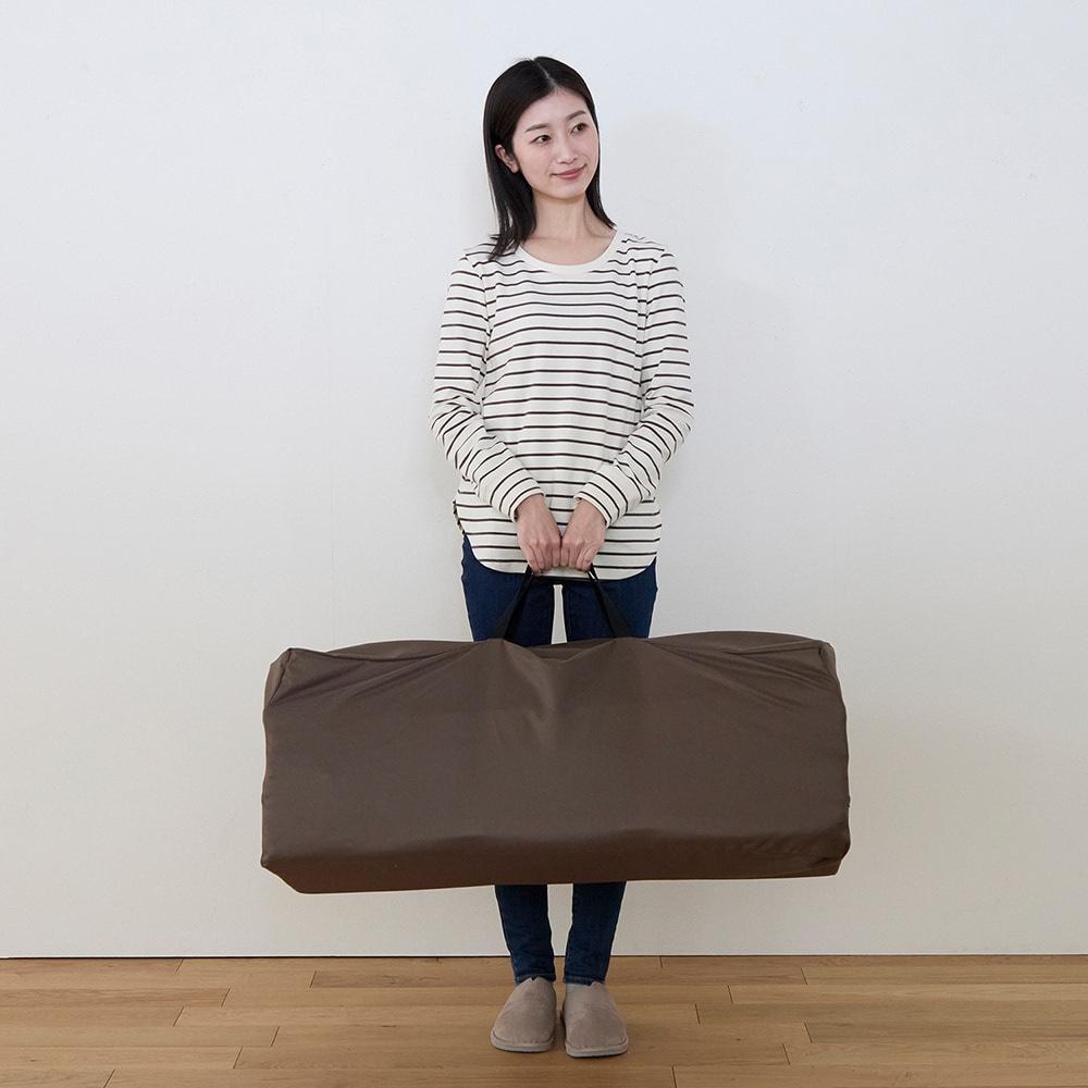 移動や収納時にうれしい収納バッグ付き