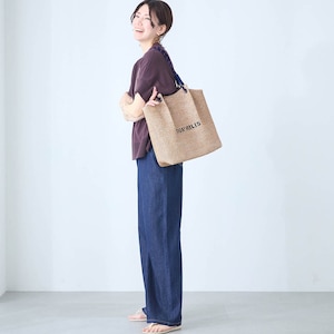 ベージュ×ネイビー使用
