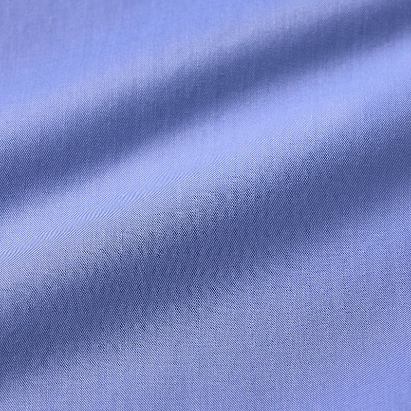 ハリ感のある綿混素材