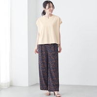 モデル身長167cm／M ※写真は撮影用のため股下＋3cmになります。
