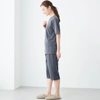 モデル身長166cm／M