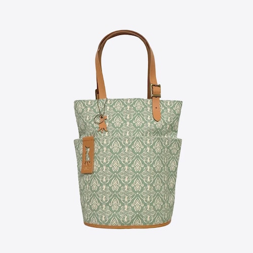 【保護ネコに寄付できる】「猫モチーフが、さりげない」ダマスク柄バケットトート［日本製］