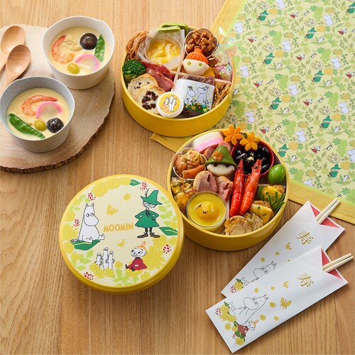 【フードロス対策】【50%OFF】【送料無料】【ご注文は1/21まで】 おせち・二段重「ムーミン」冷凍茶碗蒸し2袋付き （賞味期限2026年1月31日）