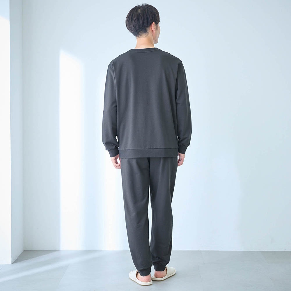 モデル身長176cm／L