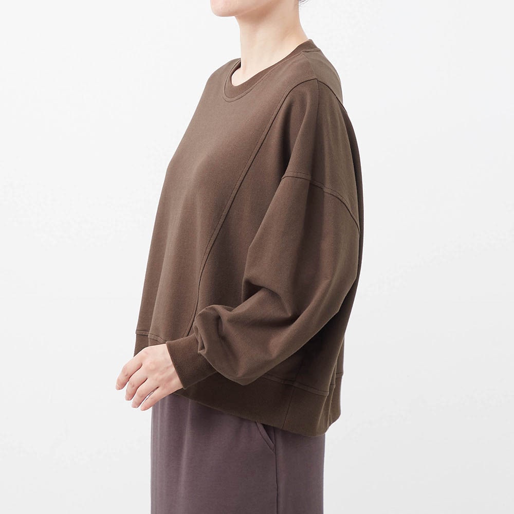 モデル身長165cm／M