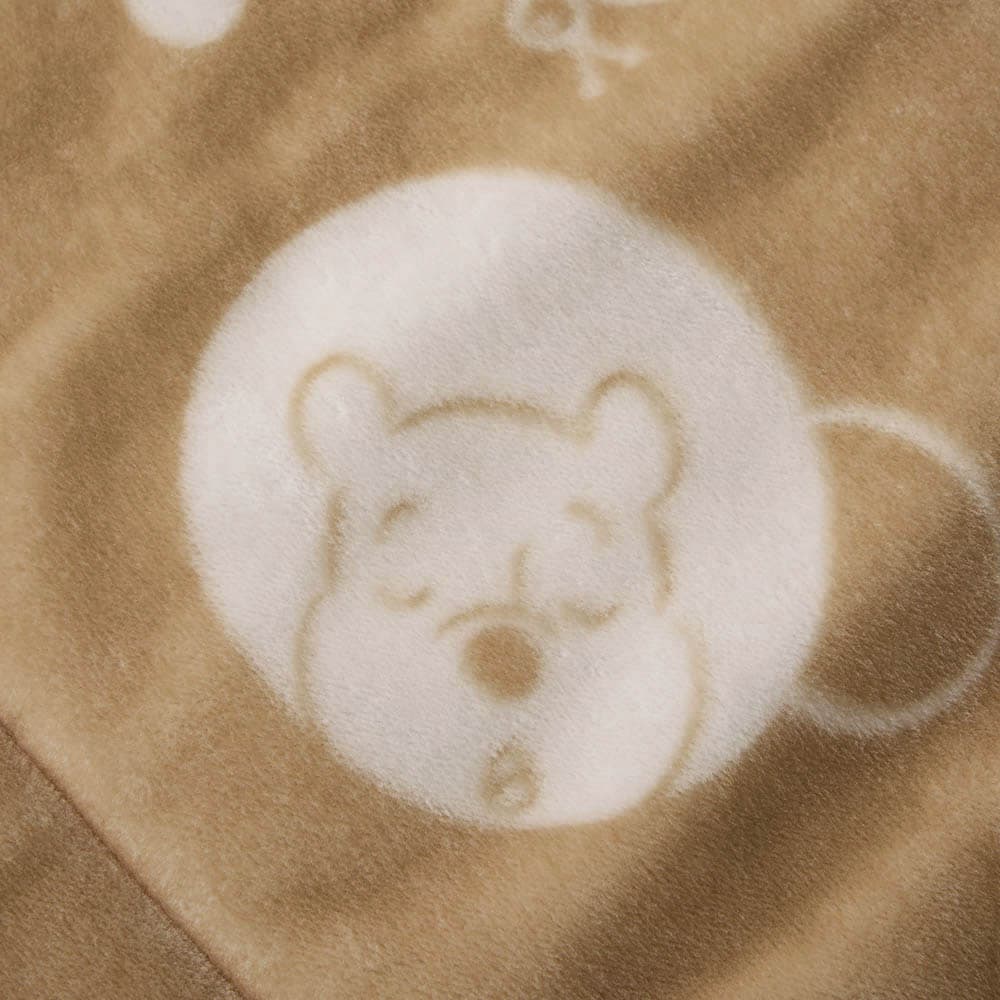 いろんな表情のプーさんとミツバチ柄にほっこり