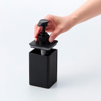蓋が外れるのでお手入れ簡単。詰め替えもスムーズです